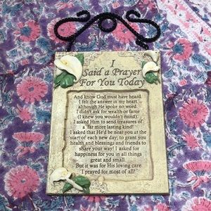 Prayer hanger